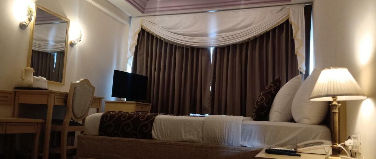 Poonja International Hotel Mangalore