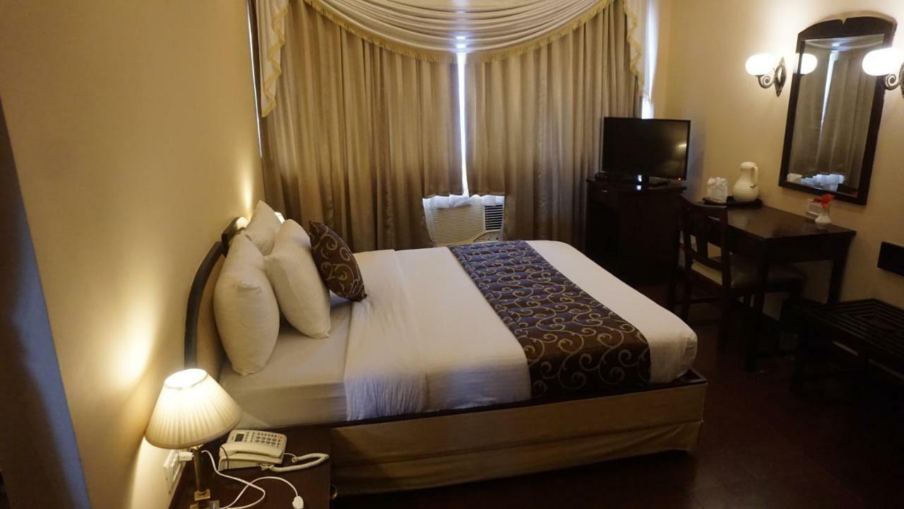 Poonja International Hotel 3*