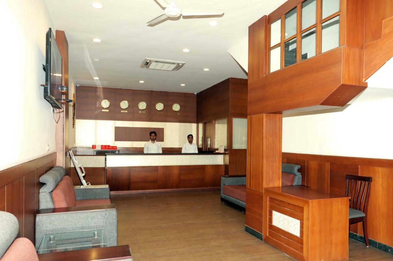 Traders - Kankanady,