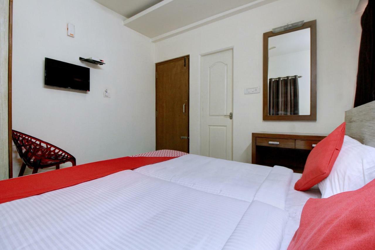 Hotel Oyo 16662 Taj Residency Mangalore