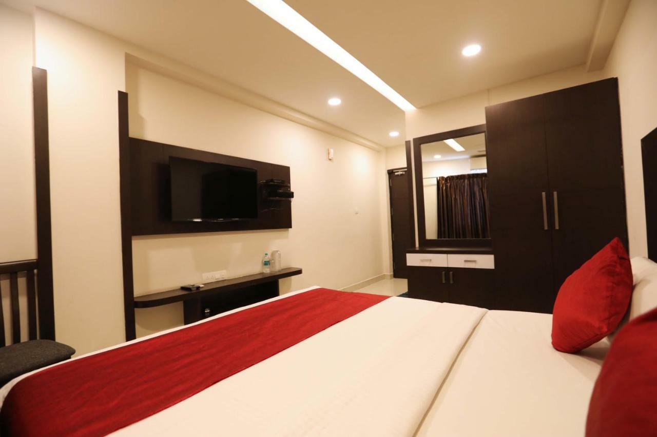 Traders - Kankanady, Hotel Mangalore