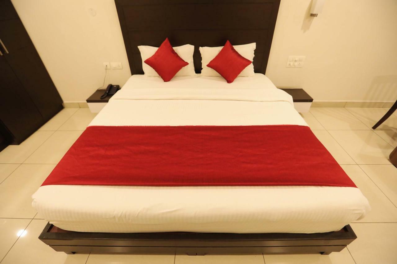 Hotel Traders - Kankanady,