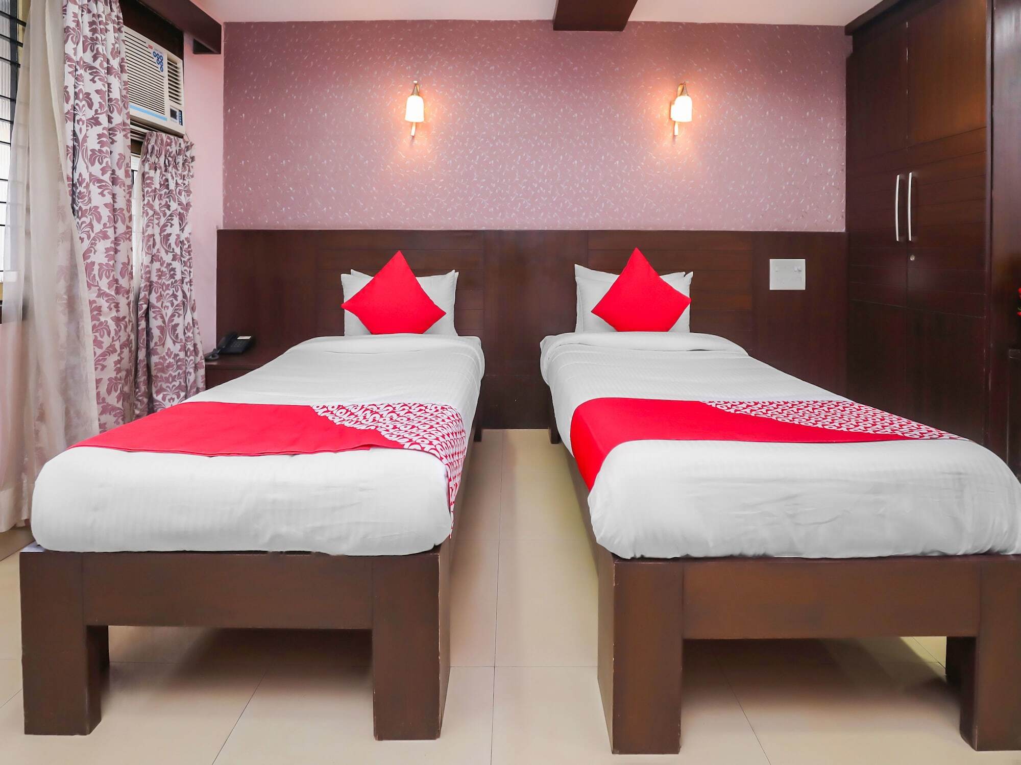 Oyo 17278 Srinivas 2* Mangalore