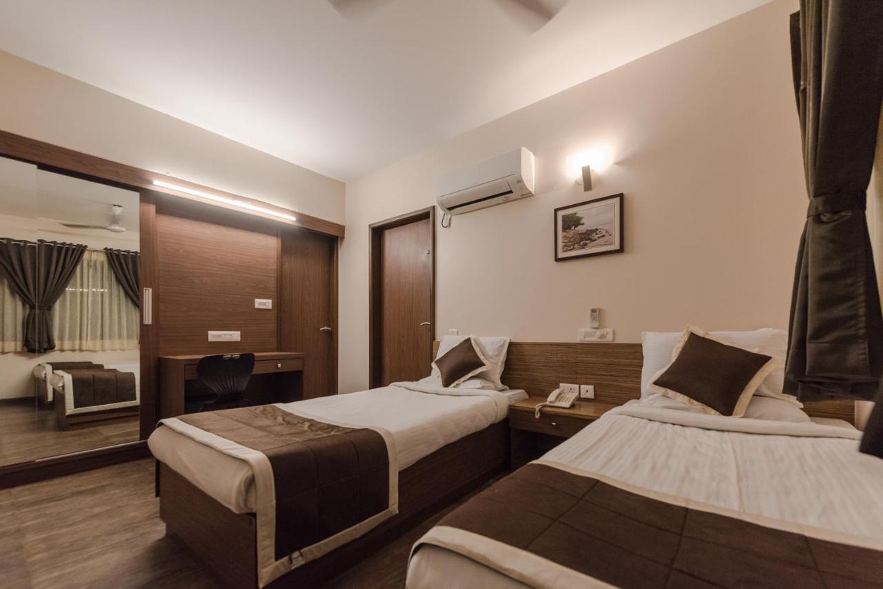 Inland Avenue Hotel 3*