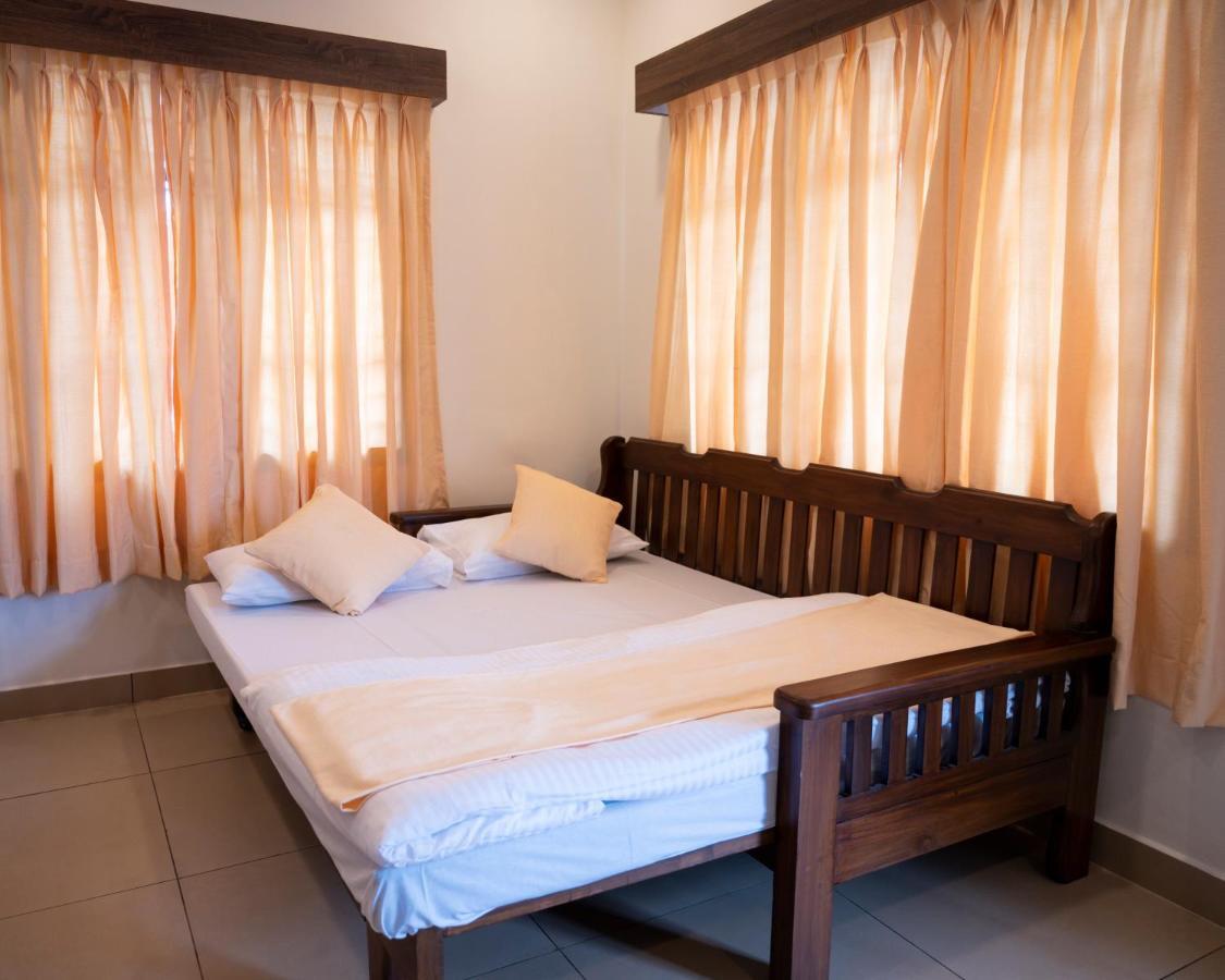 Sharda Residency Hotel Mangalore