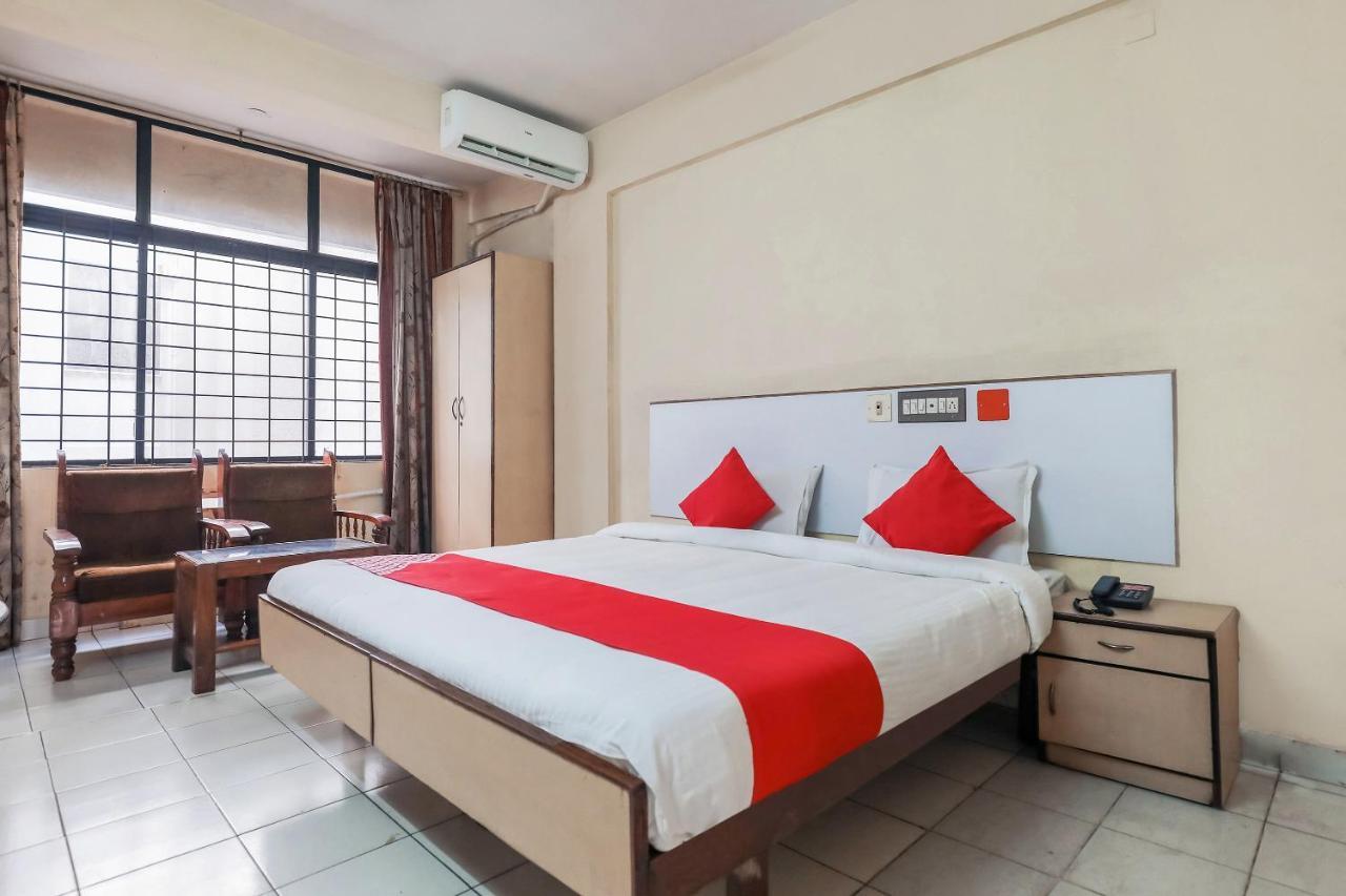 Hotel Oyo Hindustan Deluxe 3*