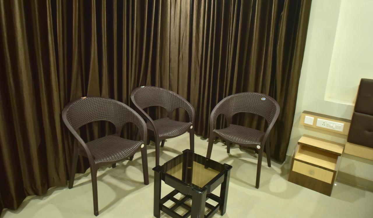 Hotel Bhumi Residency 3*