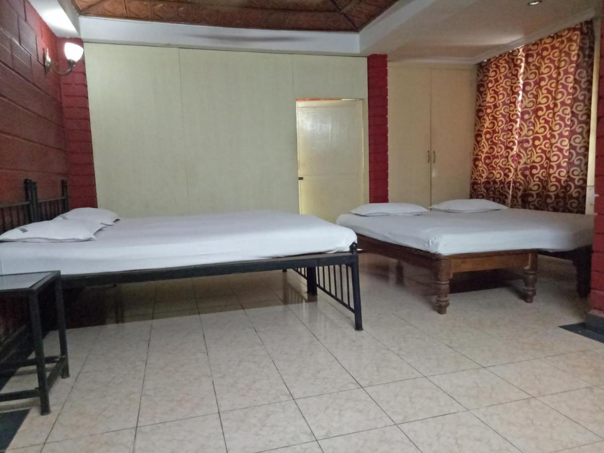 Hotel Highland Residency