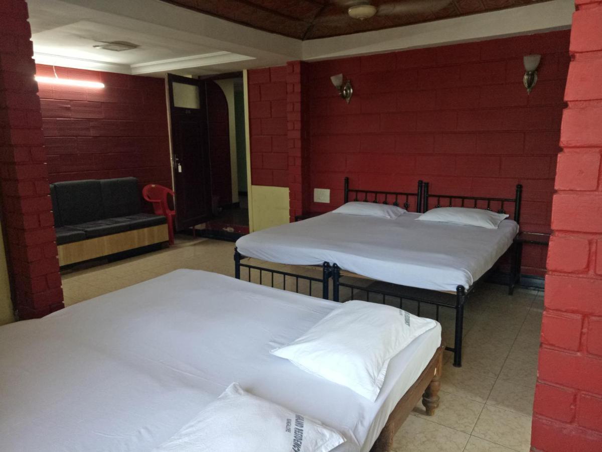 Hotel Highland Residency