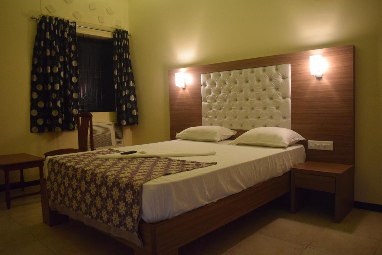Kudla Rasa Prakash 2* Mangalore