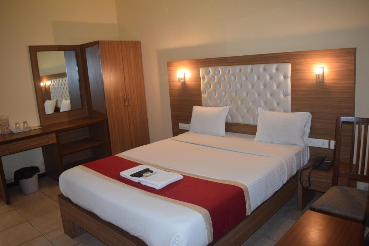 Hotel Kudla Rasa Prakash Mangalore