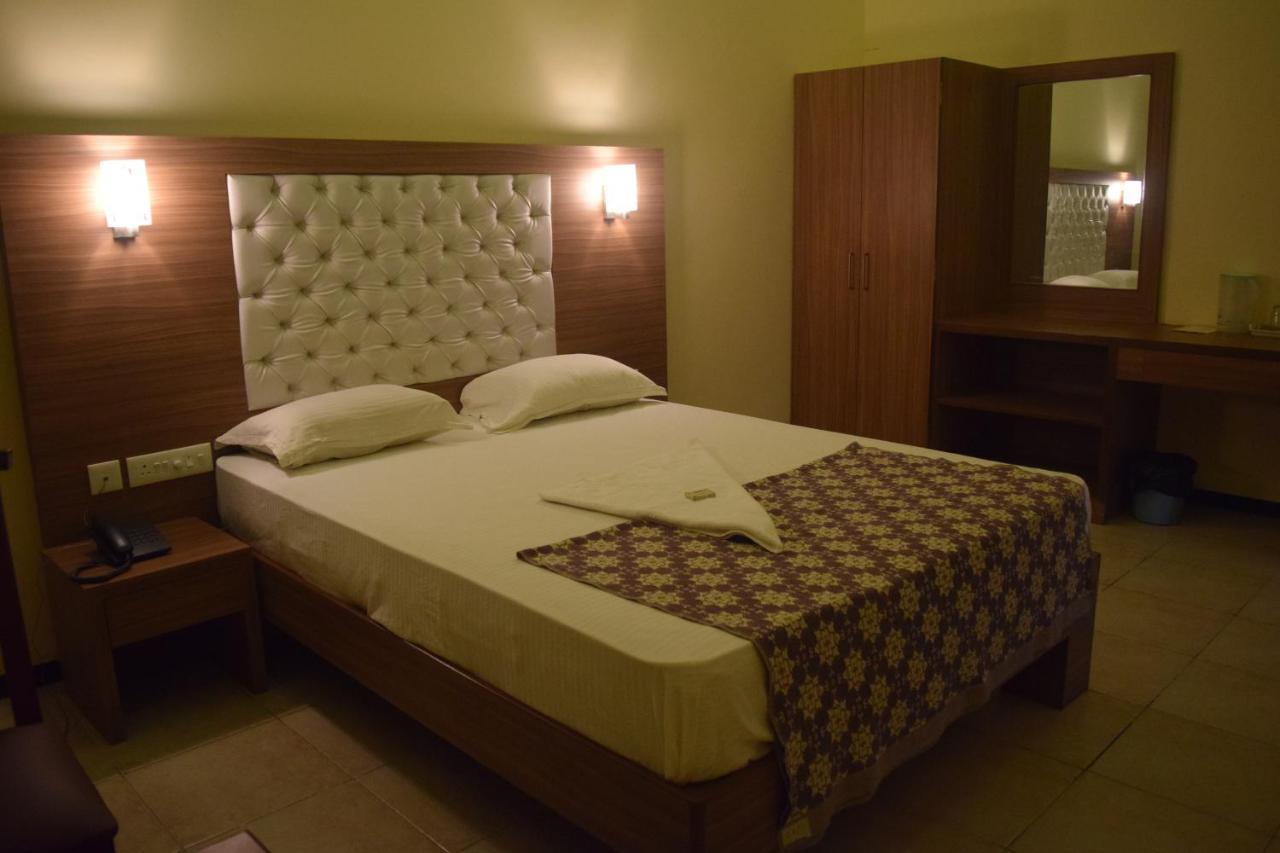 Kudla Rasa Prakash Hotel 2*