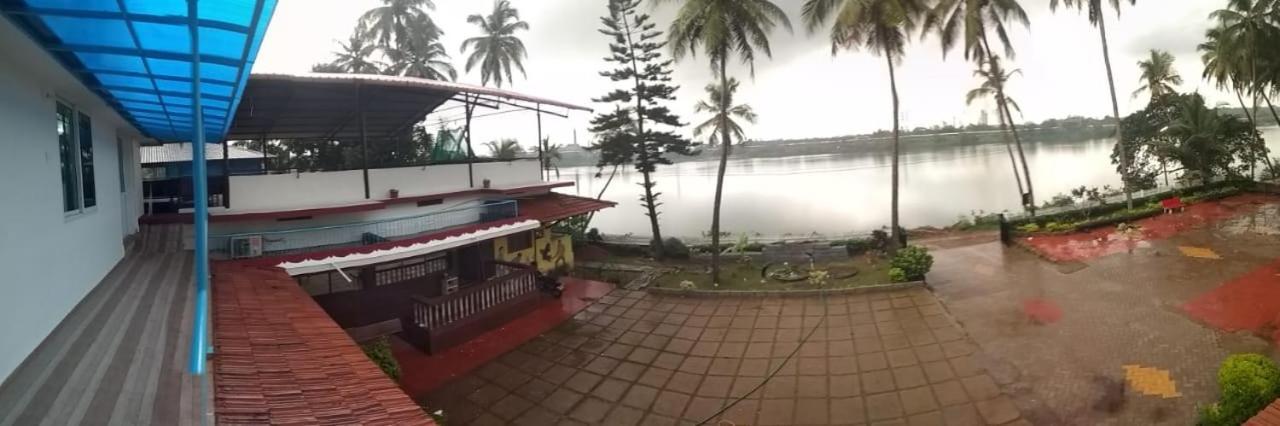 Nisarga Nirvana River House